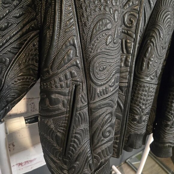 Al Wissam Men’s Embossed Genuine Leather Bomber Jacket Big & Tall, Tribal Design - Picture 6 of 15